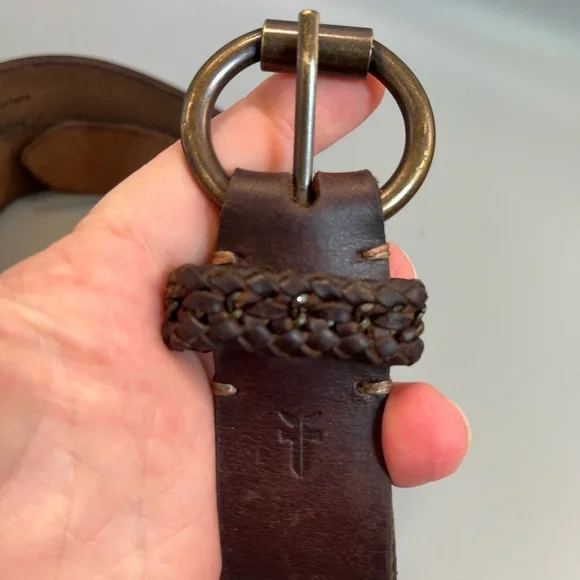 Frye Dark Brown Leather Belt D Ring Brass Buckle Rodeo Belt Size Small 28-34 - Picture 2 of 12